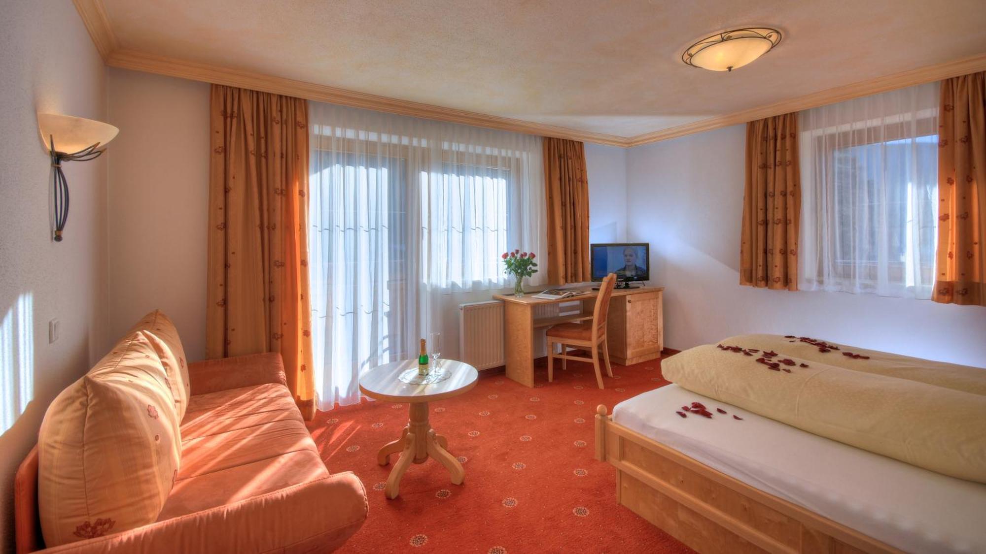 Hotel-Garni Weidacherhof Лойташ Екстериор снимка