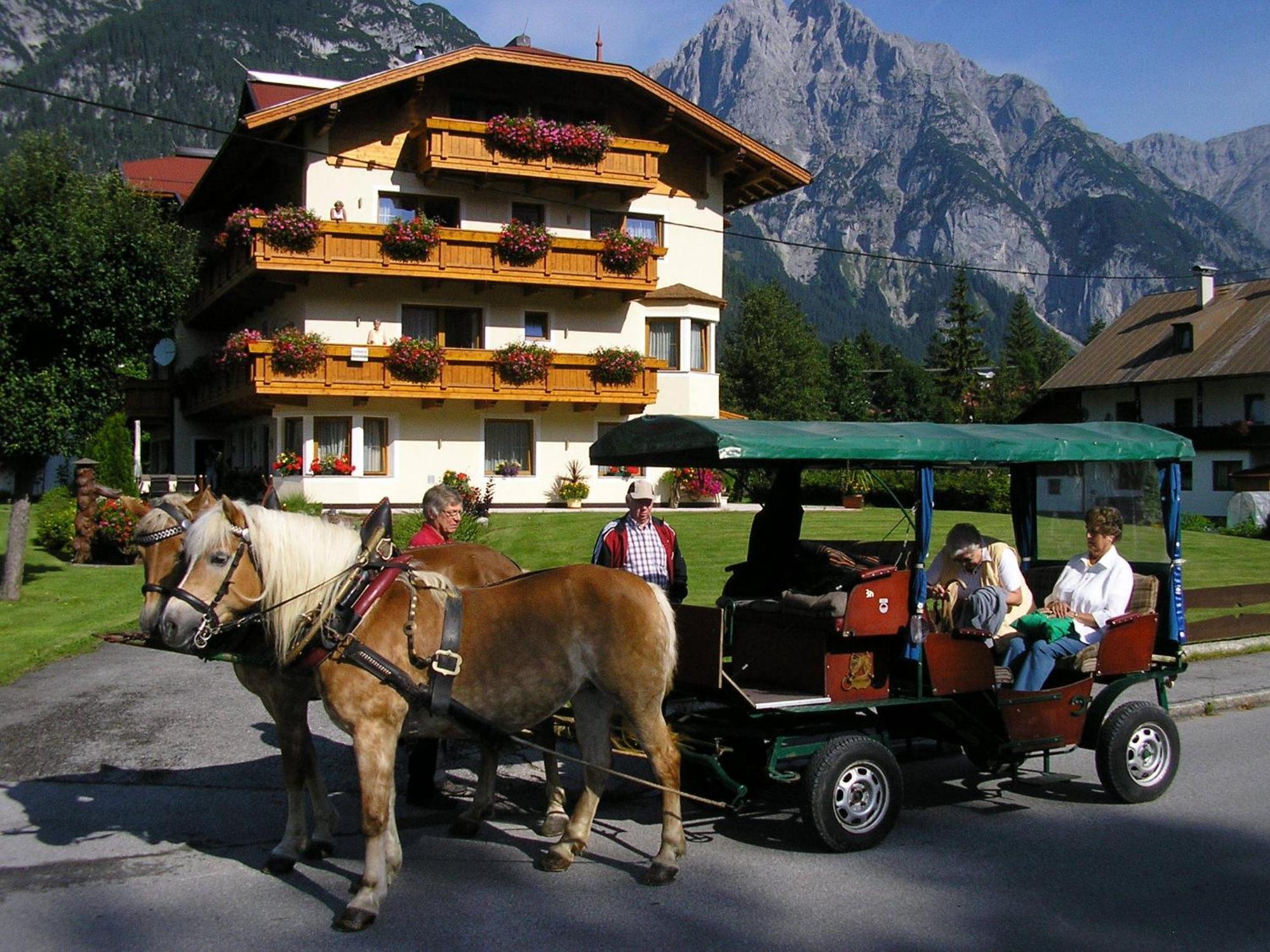 Hotel-Garni Weidacherhof Лойташ Екстериор снимка
