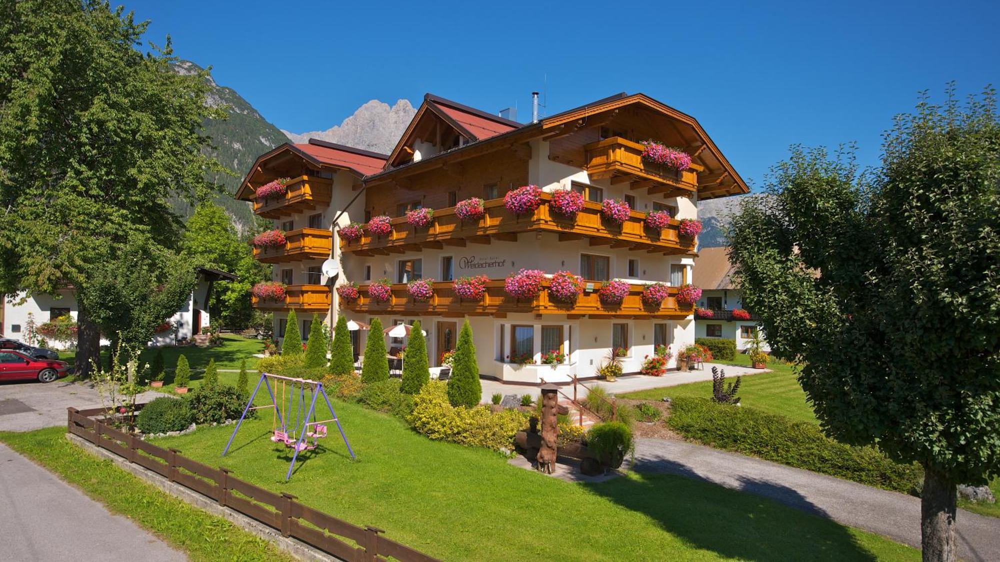 Hotel-Garni Weidacherhof Лойташ Екстериор снимка