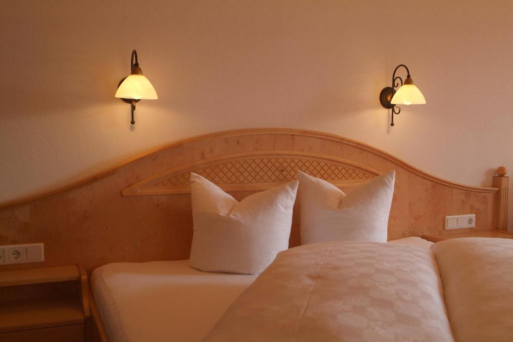 Hotel-Garni Weidacherhof Лойташ Екстериор снимка